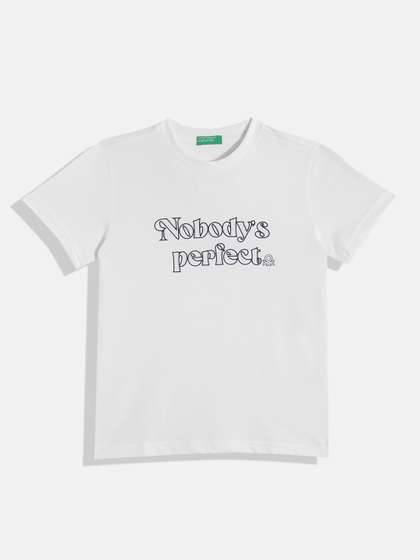 United Colors of Benetton Boys Typography Printed Round-Neck Regular Fit T-shirt