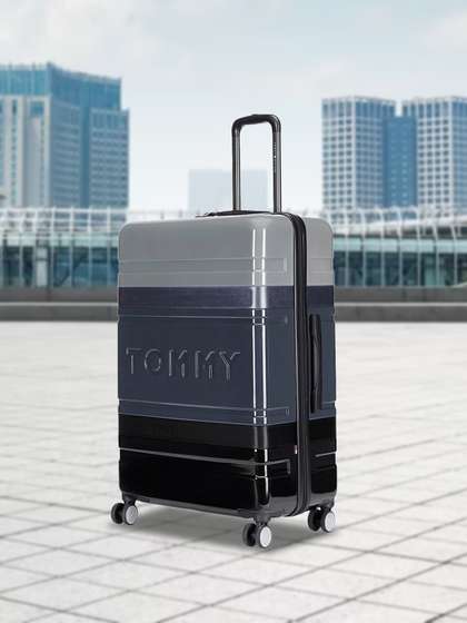 Tommy Hilfiger
                          Triton Pro Medium Trolley Suitcase