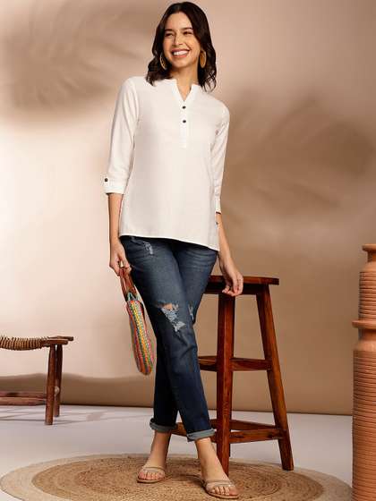 Anouk X fwd V-Neck Cotton Short Republic Day Kurti