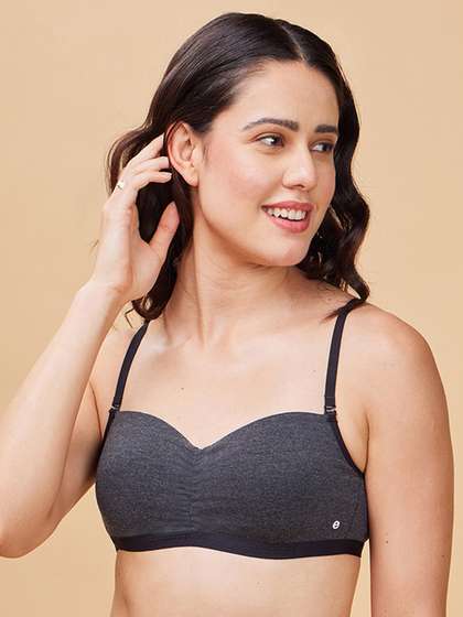 Enamor Padded
                          Non-Wired Medium Coverage Seamless Cups and
                          Removable Straps T-Shirt Bra