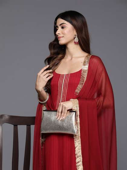 Varanga Maroon
                          Gota Detailed Sleeveless Kurta with Trouser
                          and Dupatta
