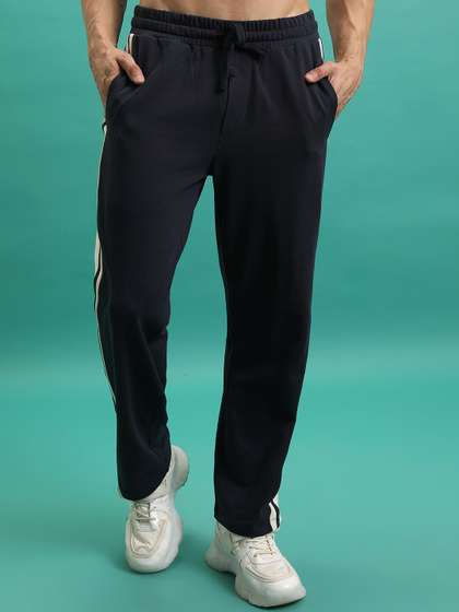 HIGHLANDER Men
                          Relaxed-Fit Track Pants