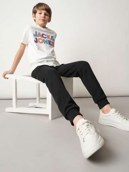 Jack & Jones Junior Boys Typography Printed Pure Cotton T-shirt