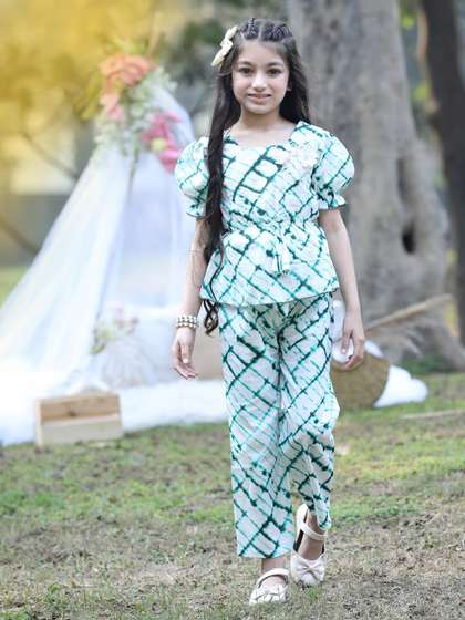 Cutiekins Girls Printed
                    Top with Trousers