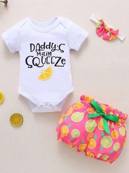 Babymoon Infant Girls
                    3-Pcs Cotton Baby Apparel Gift Set