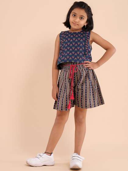 Sangria Girls Printed
                    Sleeveless Pure Cotton Top with Shorts