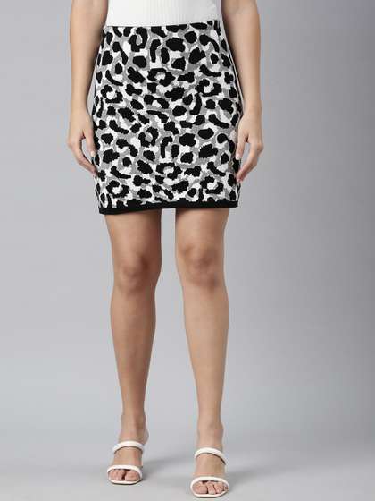 SHOWOFF Printed Pencil Midi Skirts