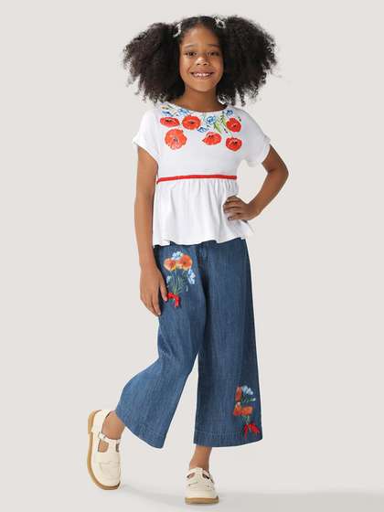 One Friday Girls Cotton
                    Round Neck knit Top with Floral Print