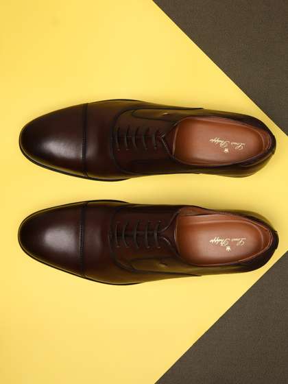 Louis Philippe Men
                        Leather Formal Oxfords