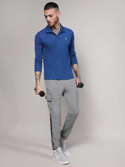 Campus Sutra Men Pockets T-shirt