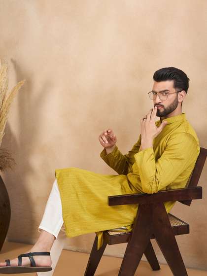HERE&NOW Men Thread Work Jacquard Kurta