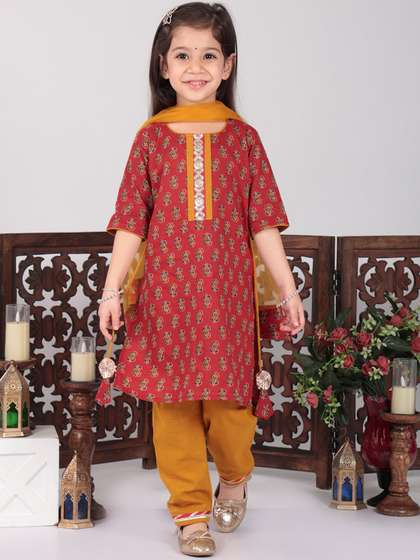Here&Now X Kinder
                      Kids Girls Floral Printed Sequinned Pure Cotton
                      Kurta with Trousers & Dupatta