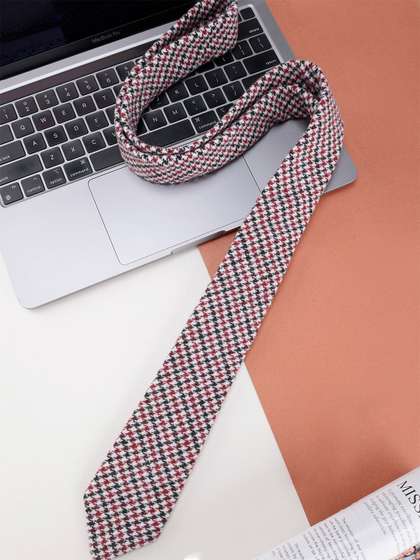 Alvaro Castagnino Men
                      Woven Design Cotton Skinny Tie