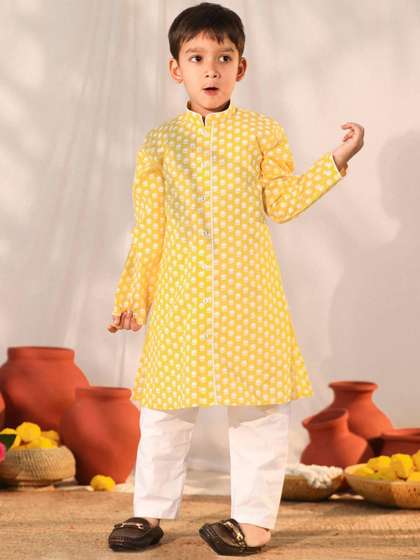 VASTRAMAY Boys Ethnic
                      Motifs Printed Regular Kurta with Pyjamas