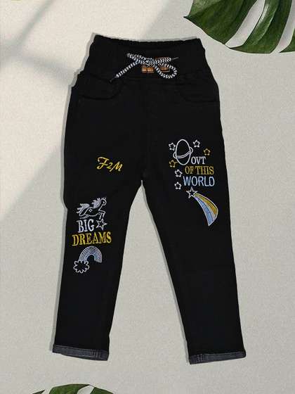 F2M Boys Embroidered
                      Slim Fit High-Rise Jogger