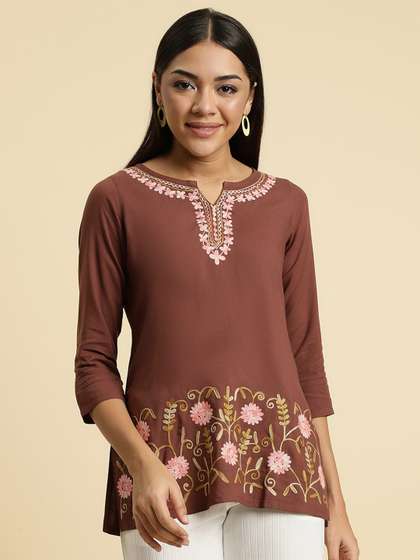 QAZMI Hiba Floral Aari Embroidered Kurti