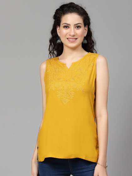 QAZMI Floral Embroidered Sleeveless Kurti