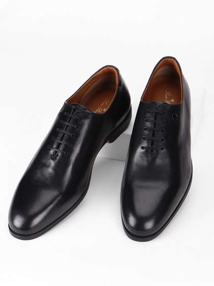 Louis Philippe Men
                        Leather Formal Oxfords