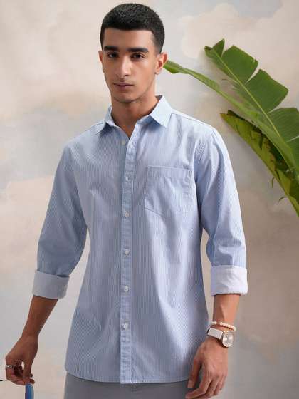 HIGHLANDER Blue
                        Classic Slim Fit Vertical Striped Spread Collar
                        Cotton Casual Shirt