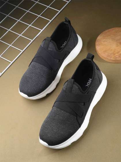 Price History of HRX by Hrithik Roshan Women Walking Shoes from Myntra 111 11786616