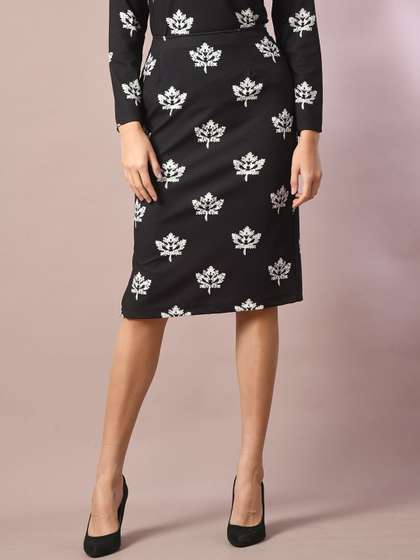 DressBerry Straight Knee Length Skirts