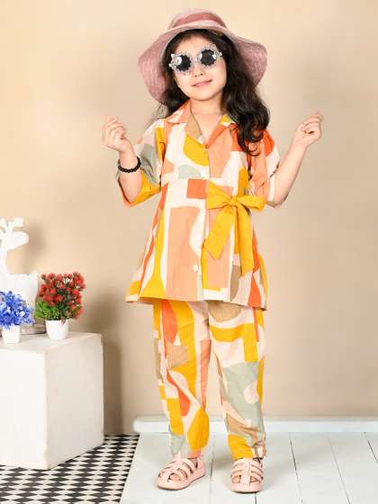 Superminis Girls
                    Geometric Printed Pure Cotton Shirt & Trousers