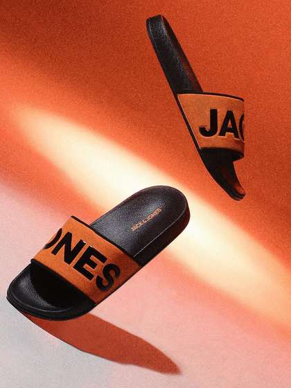 Jack & Jones Men
                        Self Design Sliders