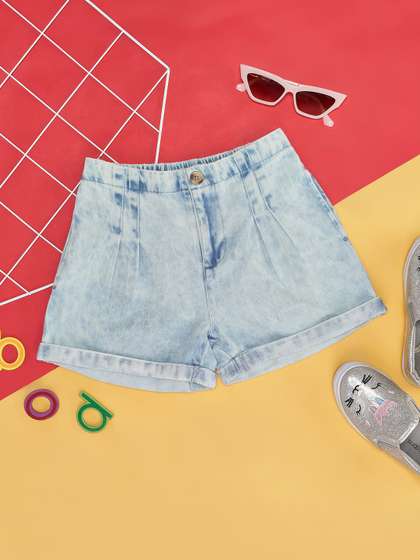 Pantaloons Junior Girls Washed Denim Shorts