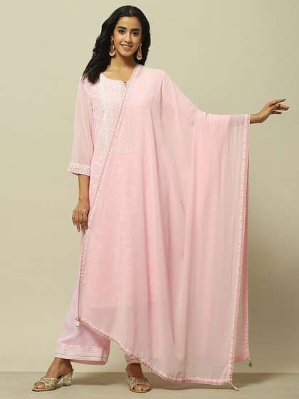 Rangriti Dupatta
                          with Thread Work