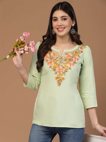 QAZMI Israa Kashmiri Floral Aari Embroidered Straight Kurti