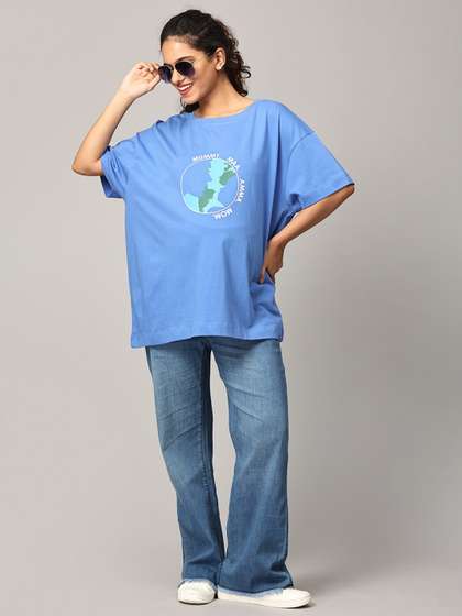 The Mom Store
                        Graphic Printed Pure Cotton Oversized Maternity
                        T-shirt