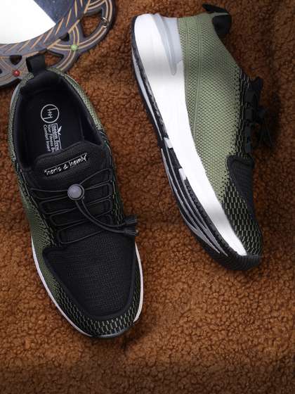 Price History of Heris Hemly Men Textured Running Shoes from