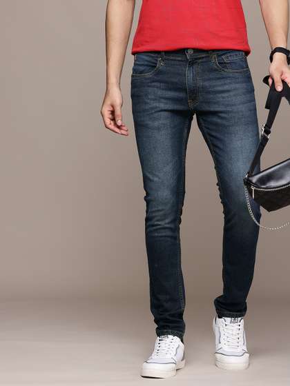 WROGN Men Skinny Fit
                        Heavy Fade Stretchable Jeans