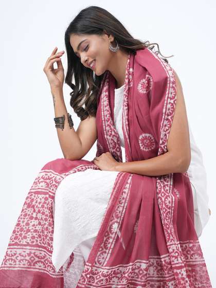 HELLA FASHIONS
                        Bandhani Printed Cotton Dupatta