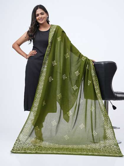 HELLA FASHIONS
                        Bandhani Printed Cotton Dupatta