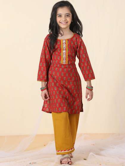 Sangria Girls Floral
                    Printed Pure Cotton Sleeveless Straight Kurta With
                    Trousers