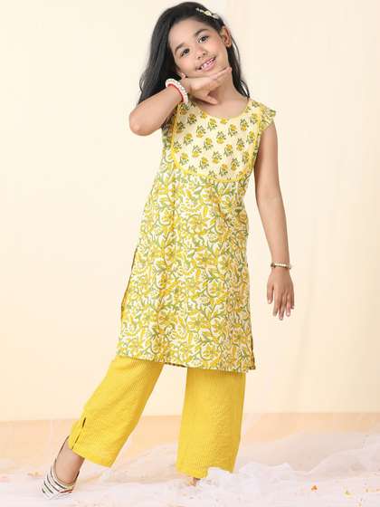 Sangria Girls Yellow
                    Floral Printed Pure Cotton Straight Kurta With
                    Palazzos
