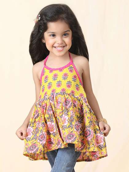 Sangria Girls Floral
                      Printed Pure Cotton Halter Neck Empire Top