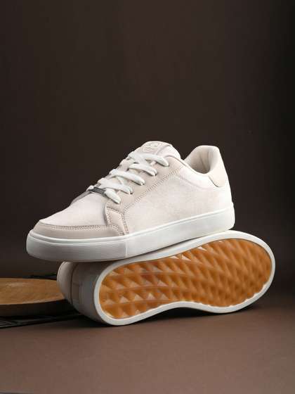OFF LIMITS Men Textured
                    Velvet Sneakers