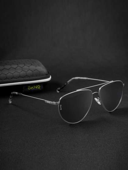 Eyewearlabs
                        Polarised and UV Protected Lens Unisex Metal
                        Black Medium Aviator Sunglasses