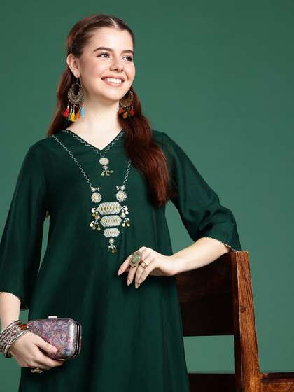 Sangria Yoke Design Thread Work Kurta with Trousers