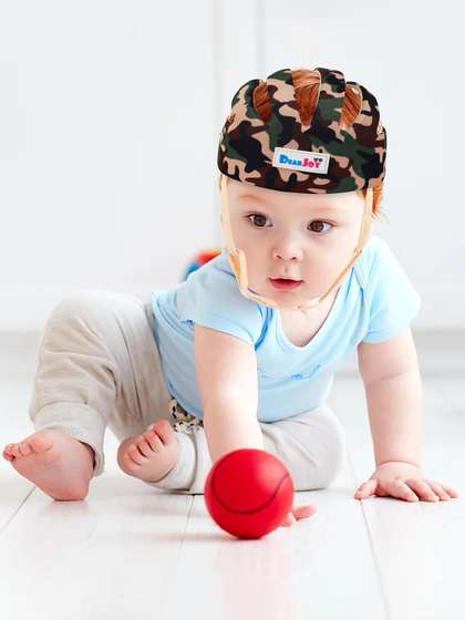 DearJoy Kids Corner
                    Guard & Proper Ventilation & Kneepads Safety
                    Helmets