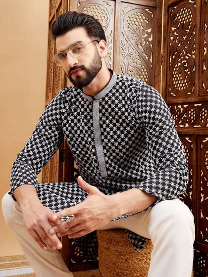 HERE&NOW Embroidered Straight Kurta