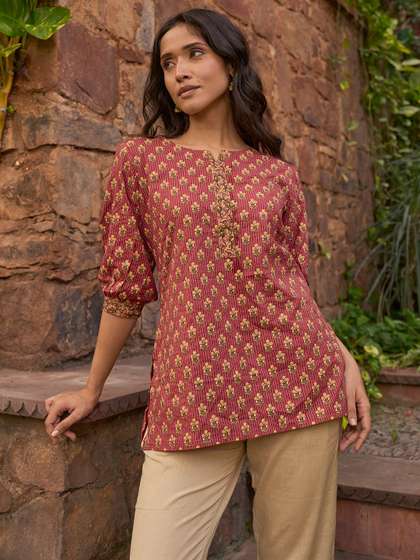 Libas Floral Printed Thread Work Pure Cotton Straight Kurti