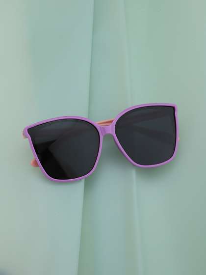 Carlton London Girl
                    Purple & Pink Toned with Polarised Lens Cat Eye
                    Sunglass