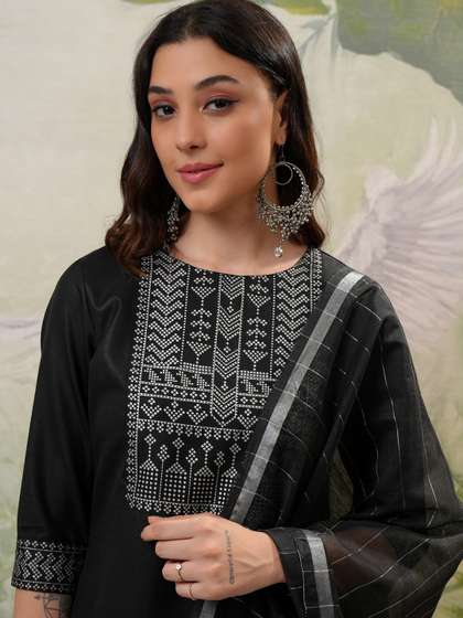 Vishudh Kurta with Trouser & Dupatta
