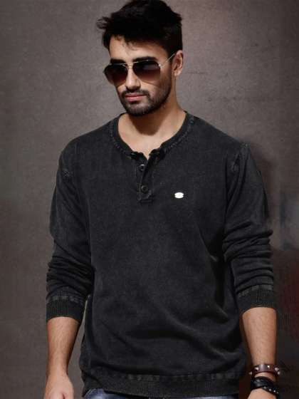 The Roadster Lifestyle Co Black Round Neck Cotton Pullover Sweatshirt