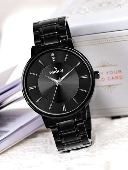 WROGN Men Dial &
                    Stainless Steel Bracelet Style Straps Analogue Watch
                    HOBWRG0473
