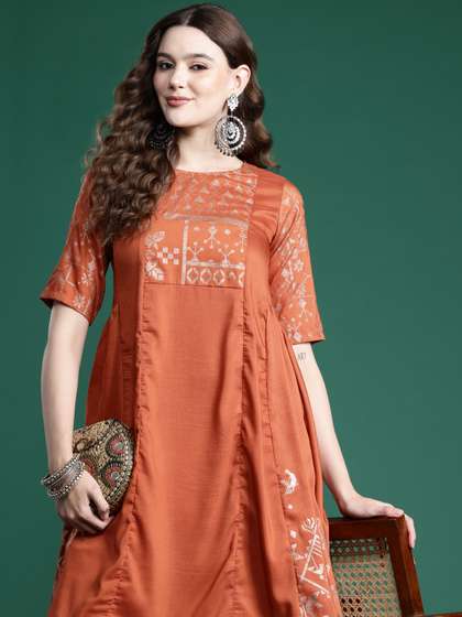 Sangria Geometric Printed Kurta