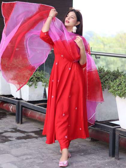 GoSriKi Kurta with Trouser & Dupatta